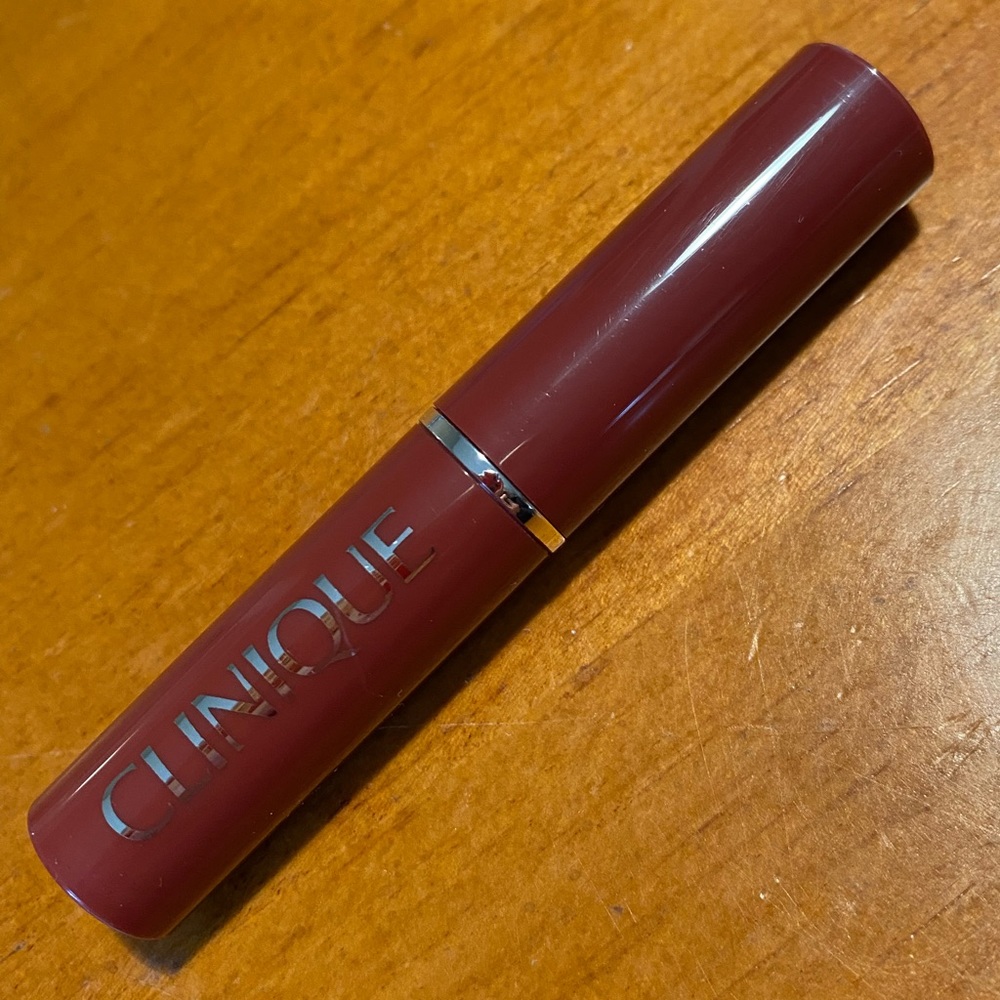 CLINIQUE Almost Lipstick Black Honey Lipstick - Picture 4 of 16